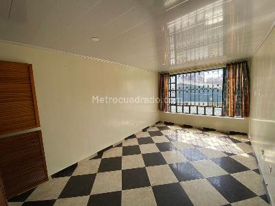 Casa en venta en La Cabaña, Mosquera · foto 2 de 20