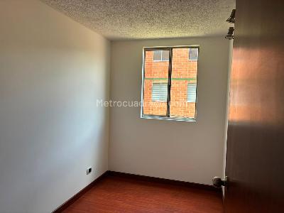 Apartamento en venta en Ciudad De Los Puertos, Mosquera · foto 3 de 20