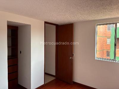Apartamento en venta en Ciudad De Los Puertos, Mosquera · foto 9 de 20