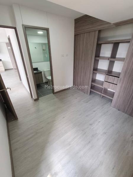 Stylish 2BR Apartment with Modern Kitchen in La Loma Del Indio - 4