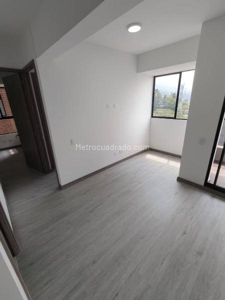 Stylish 2BR Apartment with Modern Kitchen in La Loma Del Indio - 7