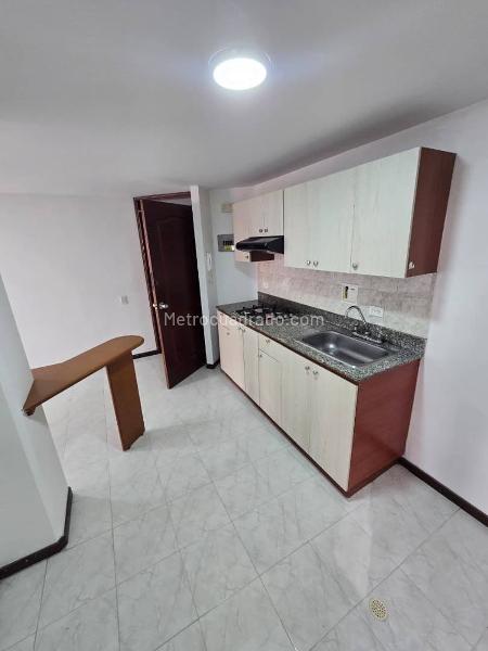 2BR Apartment with Modern Design in El Poblado - 3