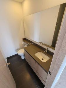 Apartamento de 2 alcobas en arriendo en Poblado Altos Delpoblado, Medellín, 79 m² · foto 10 de 14