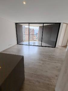 Apartamento de 2 alcobas en arriendo en Poblado Altos Delpoblado, Medellín, 79 m² · foto 2 de 14