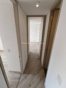 Apartamento de 2 alcobas en arriendo en Poblado Altos Delpoblado, Medellín, 79 m² · foto 9 de 14