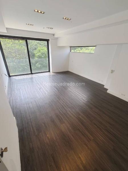 Apartamento en Arriendo, Poblado Altos Del Poblado, Medellín - 4