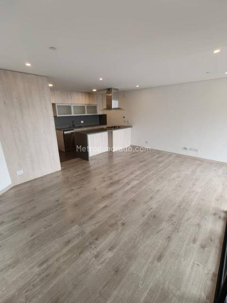 Apartamento en Arriendo, Poblado Altos Delpoblado, Medellín - 2