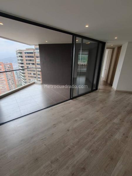 Apartamento en Arriendo, Poblado Altos Delpoblado, Medellín - 3