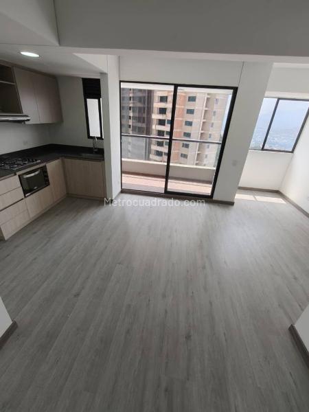 Functional 2BR Apartment with Balcony in La Loma Del Indio