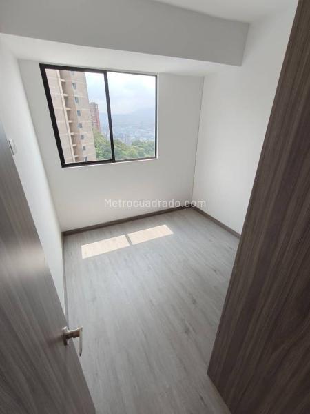 Functional 2BR Apartment with Balcony in La Loma Del Indio - 5
