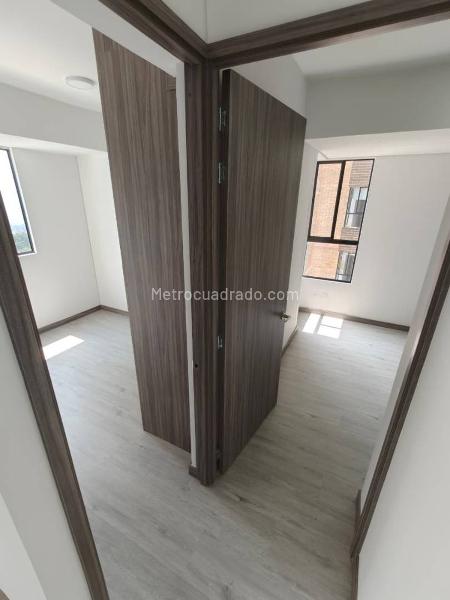 Functional 2BR Apartment with Balcony in La Loma Del Indio - 7