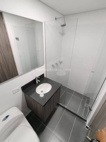 3BR Apartment with Private Parking in La Loma del Indio - 8