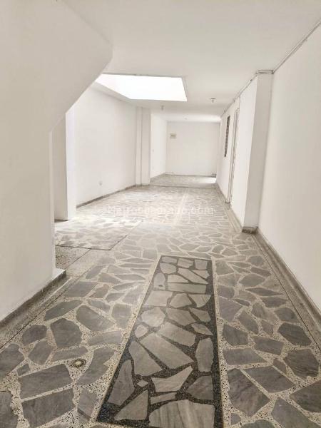 Commercial House in Belen for Rent