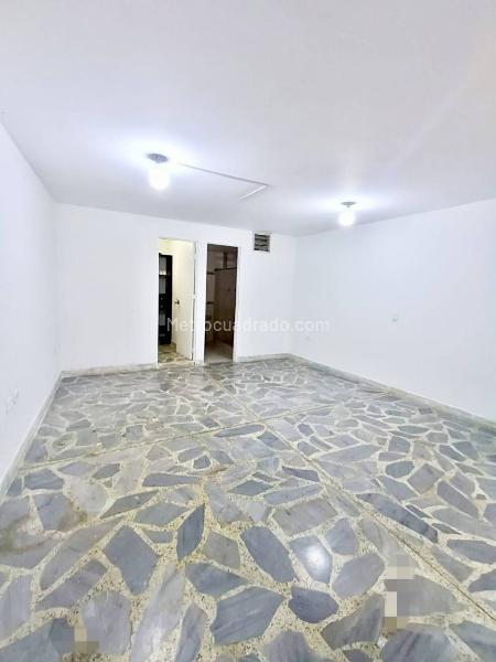 Commercial House in Belen for Rent - 3