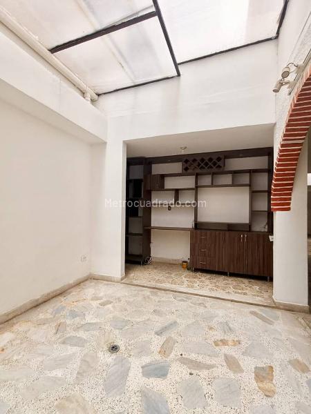 Commercial House in Belen for Rent - 5