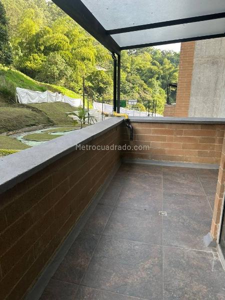 Comfortable 2BR Apartment in El Poblado - 8