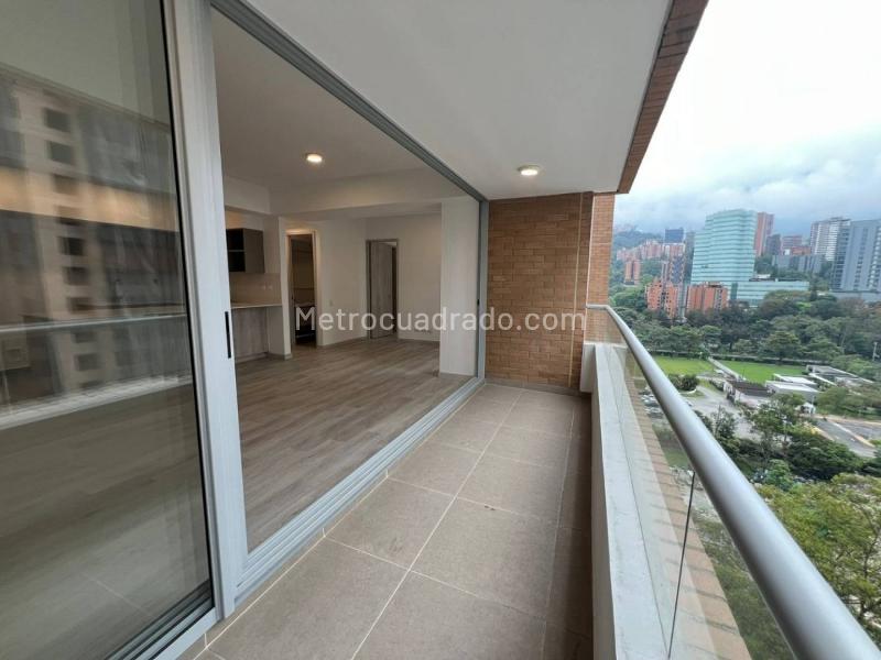 Apartamento Funcional de 2 Alcobas con Parqueadero Privado en Ciudad del Río - 8