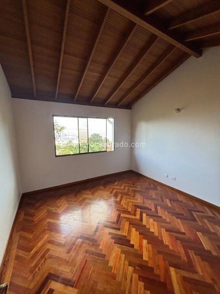 Casa – Medellín - Más