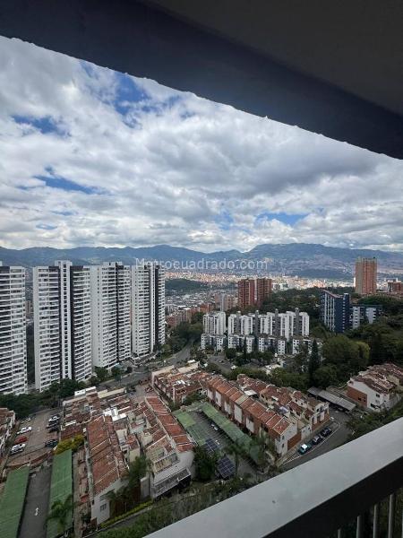 Apartamento en Arriendo, El Poblado Loma Del Indio, Medellín en El Poblado Loma Del Indio