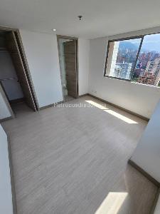 Apartamento en venta en El Poblado, Medellín · foto 11 de 18