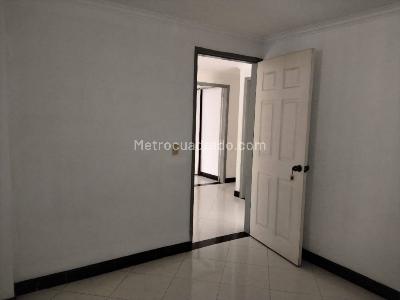 Apartamento de 3 alcobas en venta en Poblado Altos Delpoblado, Medellín, 300 m² · foto 7 de 14