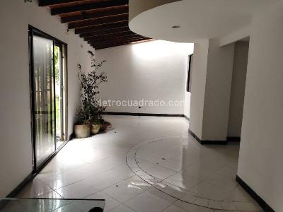 Apartamento de 3 alcobas en venta en Poblado Altos Delpoblado, Medellín, 300 m² · foto 10 de 14
