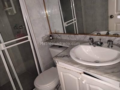 Apartamento de 3 alcobas en venta en Poblado Altos Delpoblado, Medellín, 300 m² · foto 13 de 14