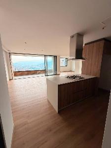 Apartamento de 2 alcobas en venta en Las Palmas, Medellín, 143 m² · foto 2 de 13