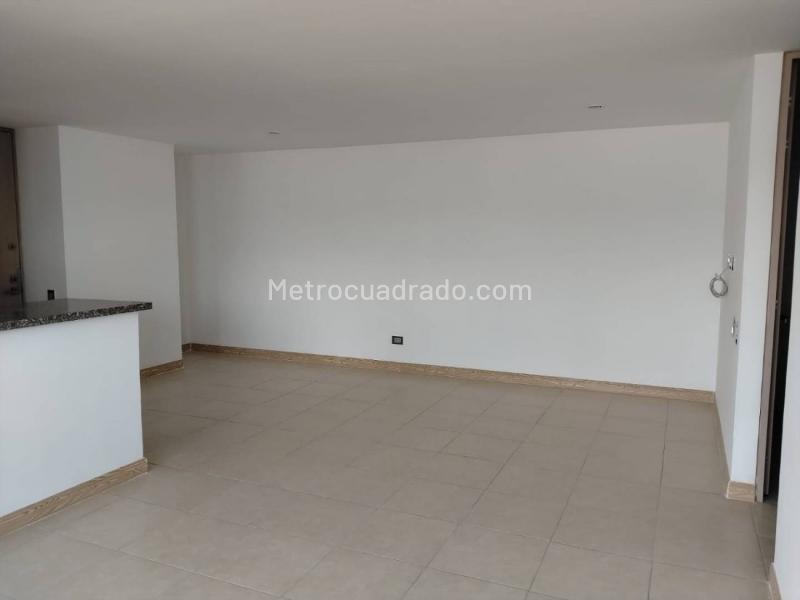 3BR Apartment in La Loma Del Indio (88 m²) - 4