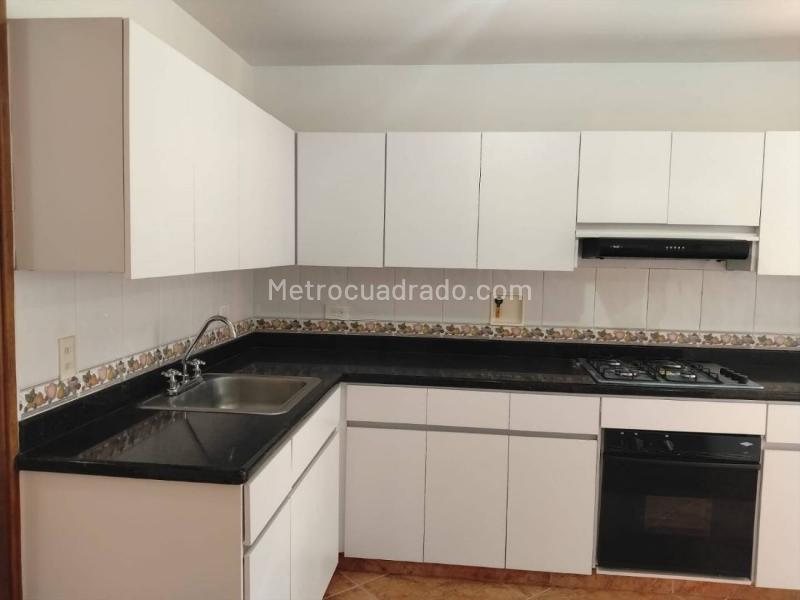 Apartamento en Arriendo, Poblado, Medellín - Mehr