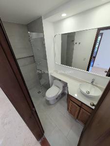Apartamento de 3 alcobas en venta en Poblado Altos Del Poblado, Medellín, 260 m² · foto 13 de 20