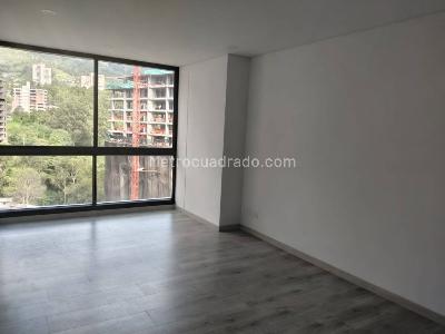 Apartamento de 2 alcobas en venta en Poblado Altos Del Poblado, Medellín, 108 m² · foto 13 de 20