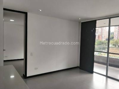 Apartamento de 2 alcobas en arriendo en Las Lomas 2, Medellín, 90 m² · foto 4 de 19