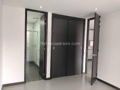 Apartamento de 2 alcobas en arriendo en Las Lomas 2, Medellín, 90 m² · foto 15 de 19
