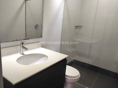 Apartamento de 2 alcobas en arriendo en Las Lomas 2, Medellín, 90 m² · foto 16 de 19