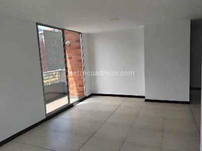 Apartamento de 3 alcobas en venta en El Poblado, Medellín, 123 m² · foto 3 de 20