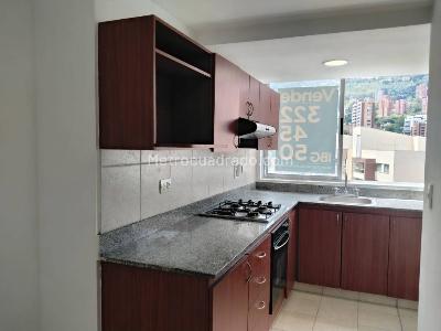 Apartamento de 3 alcobas en venta en El Poblado, Medellín, 123 m² · foto 9 de 20