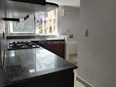 Apartamento de 3 alcobas en venta en El Poblado, Medellín, 123 m² · foto 11 de 20