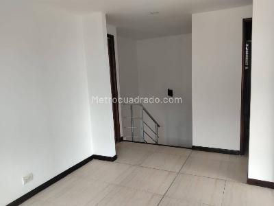 Apartamento de 3 alcobas en venta en El Poblado, Medellín, 123 m² · foto 13 de 20