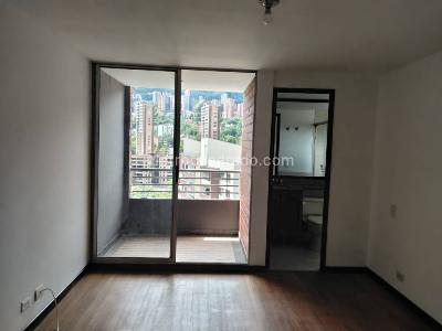 Apartamento de 3 alcobas en venta en El Poblado, Medellín, 123 m² · foto 14 de 20