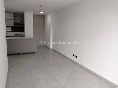 Apartamento de 2 alcobas en venta en Lomas Del Escobero, Medellín, 74 m² · foto 3 de 18