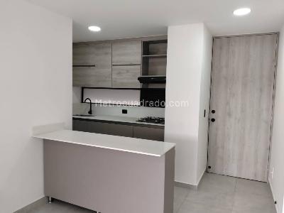 Apartamento de 2 alcobas en venta en Lomas Del Escobero, Medellín, 74 m² · foto 5 de 18