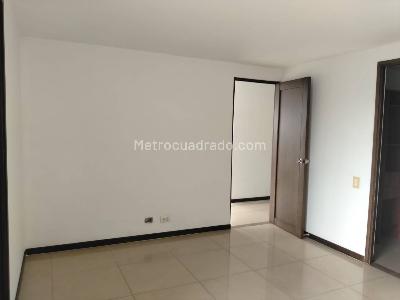 Apartamento de 3 alcobas en arriendo en El Poblado, Medellín, 140 m² · foto 16 de 20