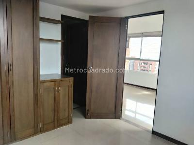 Apartamento de 3 alcobas en arriendo en El Poblado, Medellín, 140 m² · foto 19 de 20