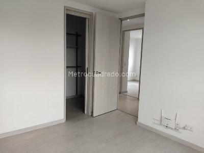 Apartamento de 3 alcobas en arriendo en El Poblado, Medellín, 90 m² · foto 12 de 20
