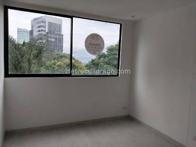 Apartamento de 3 alcobas en arriendo en El Poblado, Medellín, 90 m² · foto 14 de 20