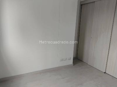 Apartamento de 3 alcobas en arriendo en El Poblado, Medellín, 90 m² · foto 19 de 20