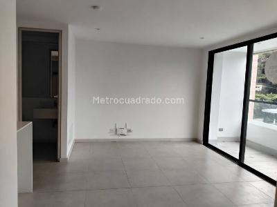 Apartamento de 3 alcobas en arriendo en El Poblado, Medellín, 90 m² · foto 2 de 20