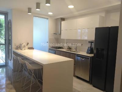 Apartamento de 3 alcobas en venta en El Poblado, Medellín, 155 m² · foto 9 de 20