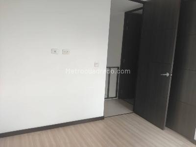 Apartamento de 4 alcobas en venta en Poblado Altos Del Poblado, Medellín, 170 m² · foto 15 de 20